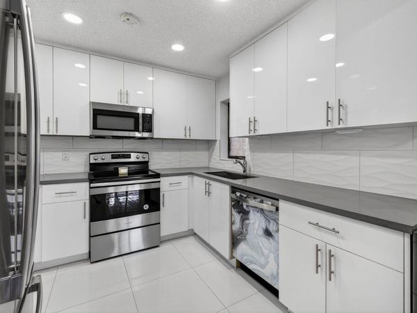 2515 Carambola Circle N, Unit 1810, Coconut Creek, FL 33066