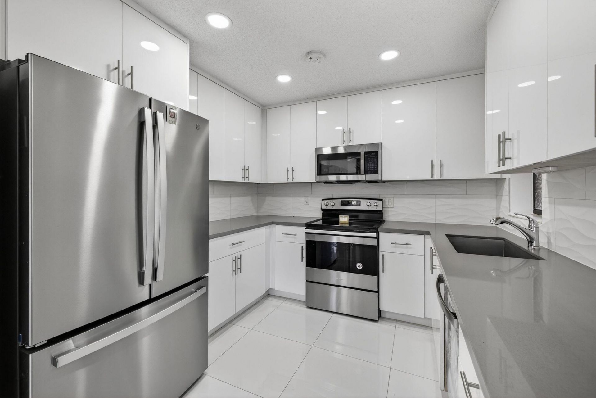 2515 Carambola Circle N, Unit 1810, Coconut Creek, FL 33066 Photo