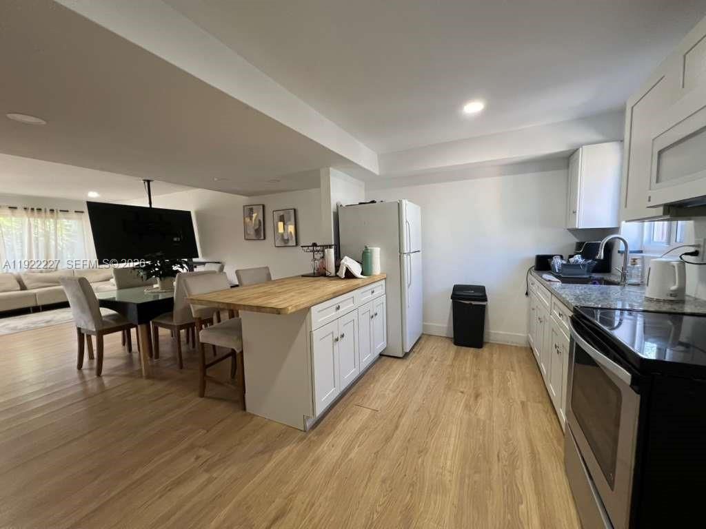 1480 NE 151st St, Unit 101, Miami, FL 33162 Photo