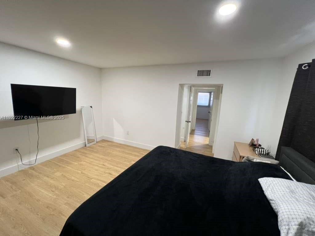 1480 NE 151st St, Unit 101, Miami, FL 33162 Photo