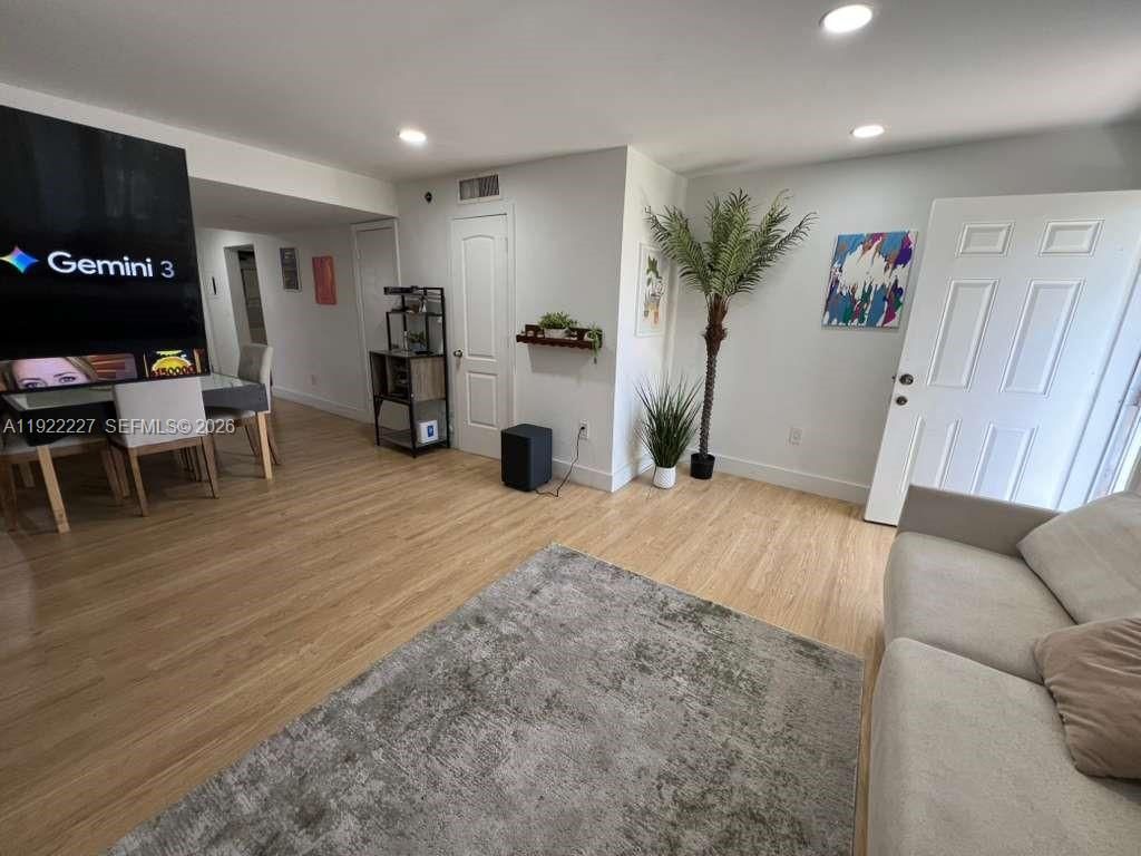 1480 NE 151st St, Unit 101, Miami, FL 33162 Photo