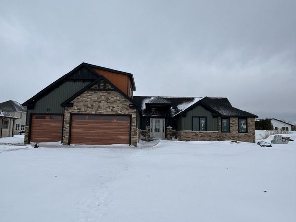 7342 Brookhaven Drive, Crown Point, IN 46307