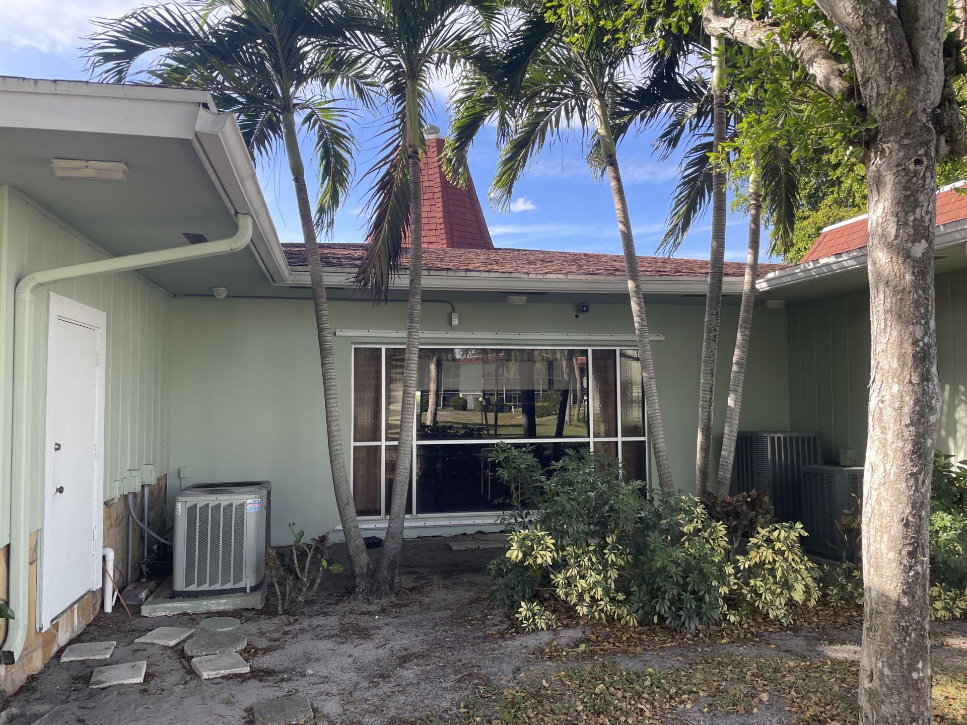 3300 Springdale Boulevard, Unit 201, Palm Springs, FL 33461 Photo