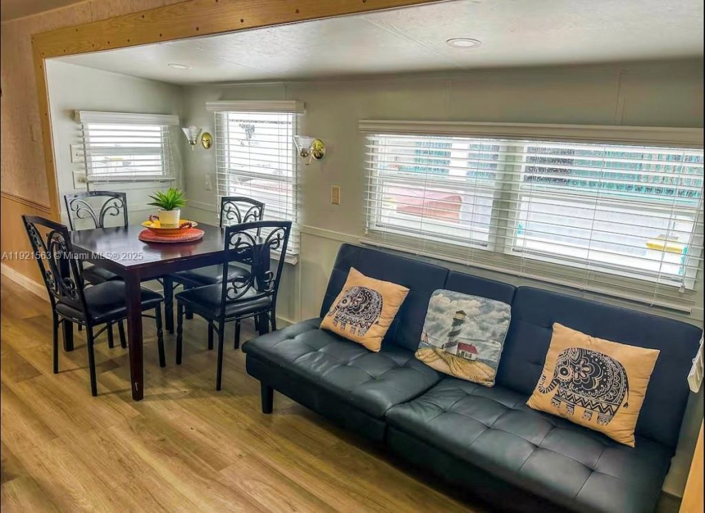 325 Calusa St 516, Key Largo, FL 33037 Photo