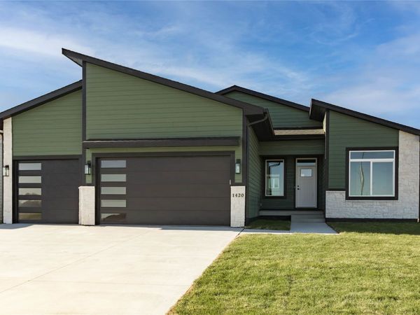 1420 NW Linda Lane, Waukee, IA 50263