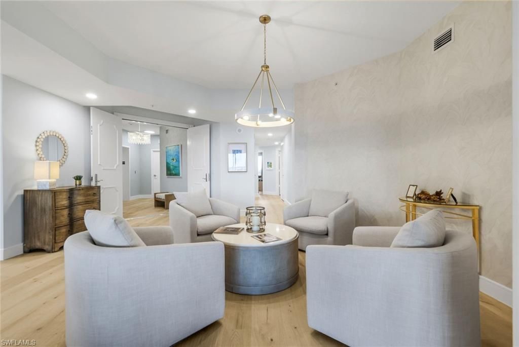 6021 Silver King Blvd, Unit 203, Cape Coral, FL 33914 Photo