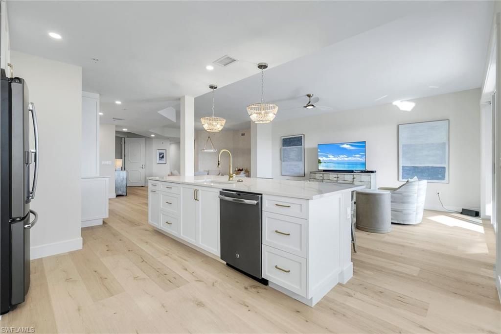 6021 Silver King Blvd, Unit 203, Cape Coral, FL 33914 Photo