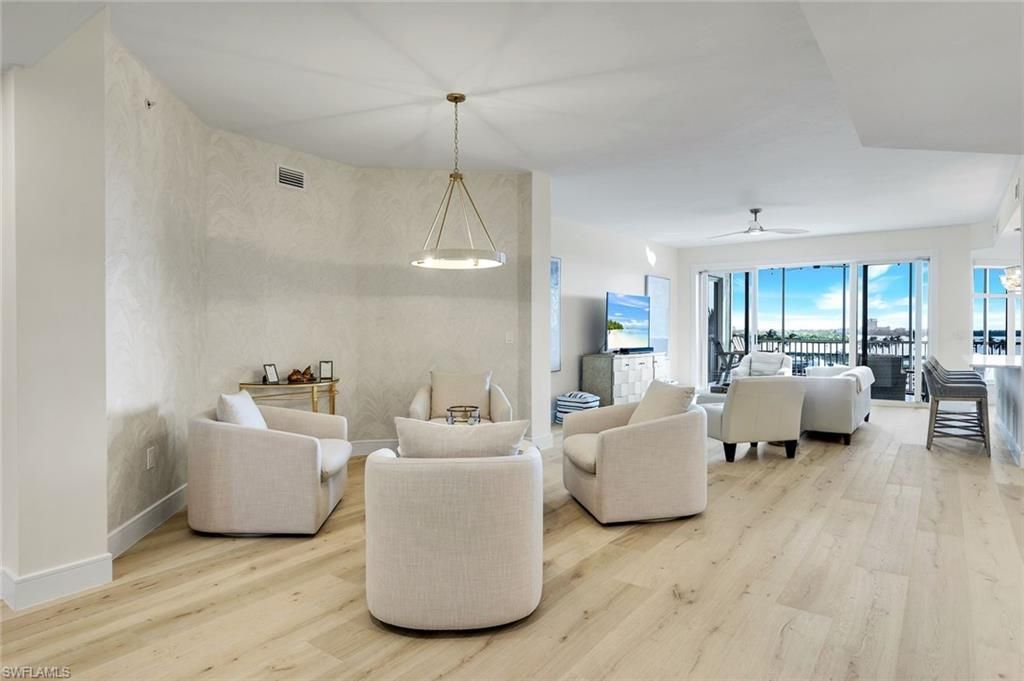 6021 Silver King Blvd, Unit 203, Cape Coral, FL 33914 Photo