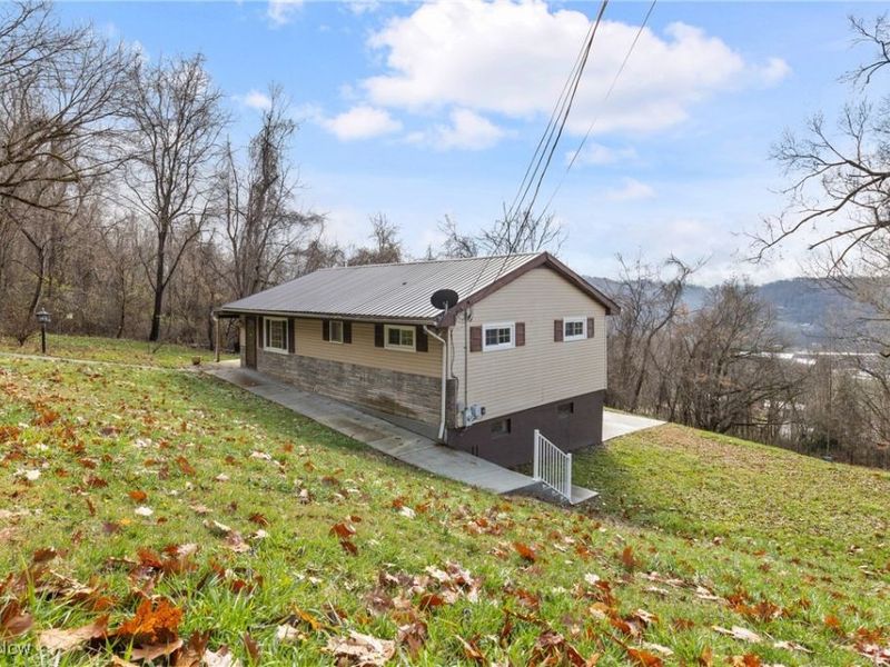 54885 Mount Victory Road, Powhatan Point, OH 43942 Photo 3