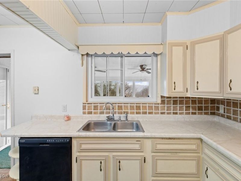 54885 Mount Victory Road, Powhatan Point, OH 43942 Photo 8