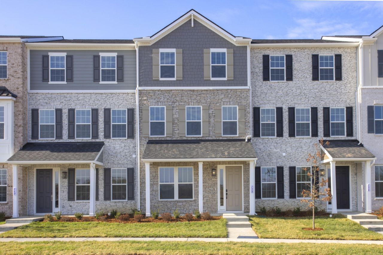 158 Barton Village Boulevard, Lebanon, TN 37090 Main Photo