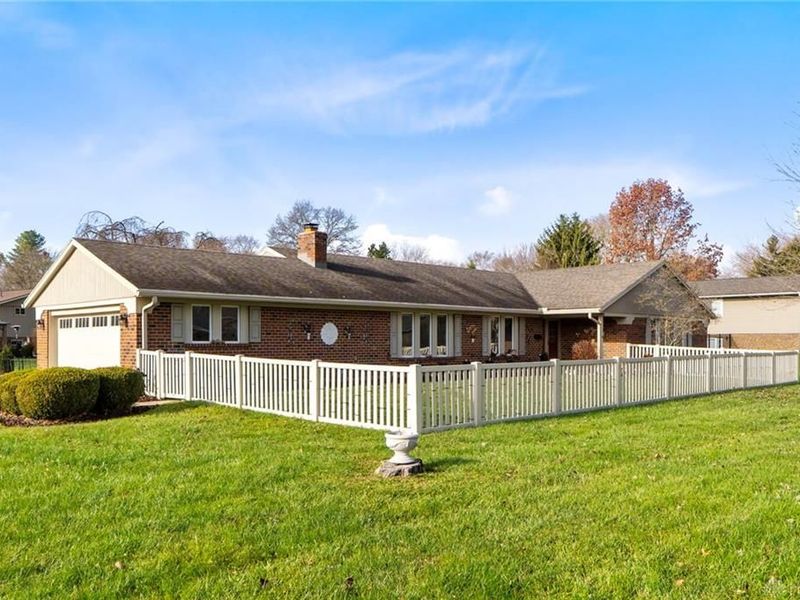 7622 Pelbrook Farm Drive, Centerville, OH 45459 Photo 2