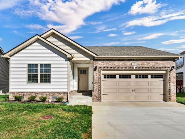 533 Lucky Ln, Clarksville, TN 37042