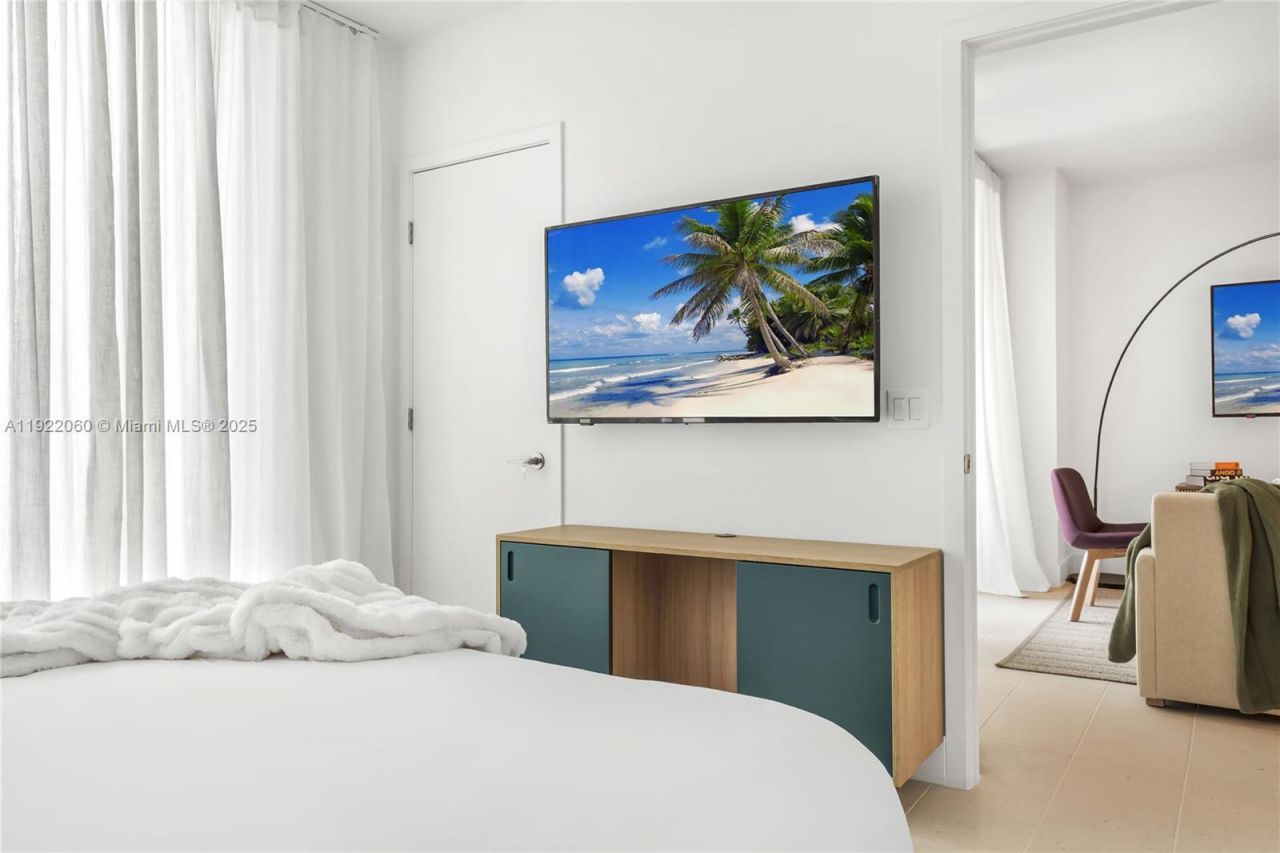 159 NE 6th St, Unit 3209, Miami, FL 33132 Photo