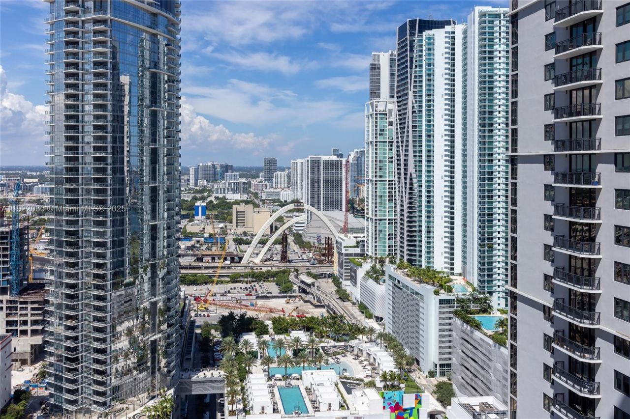 159 NE 6th St, Unit 3209, Miami, FL 33132 Photo