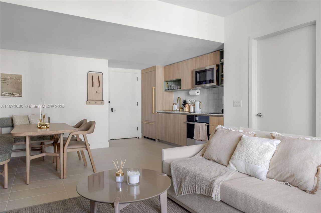 159 NE 6th St, Unit 3209, Miami, FL 33132 Photo