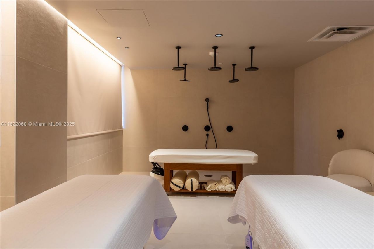 159 NE 6th St, Unit 3209, Miami, FL 33132 Photo