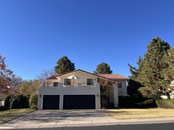 9705 Pebble Beach Drive NE, Albuquerque, NM 87111