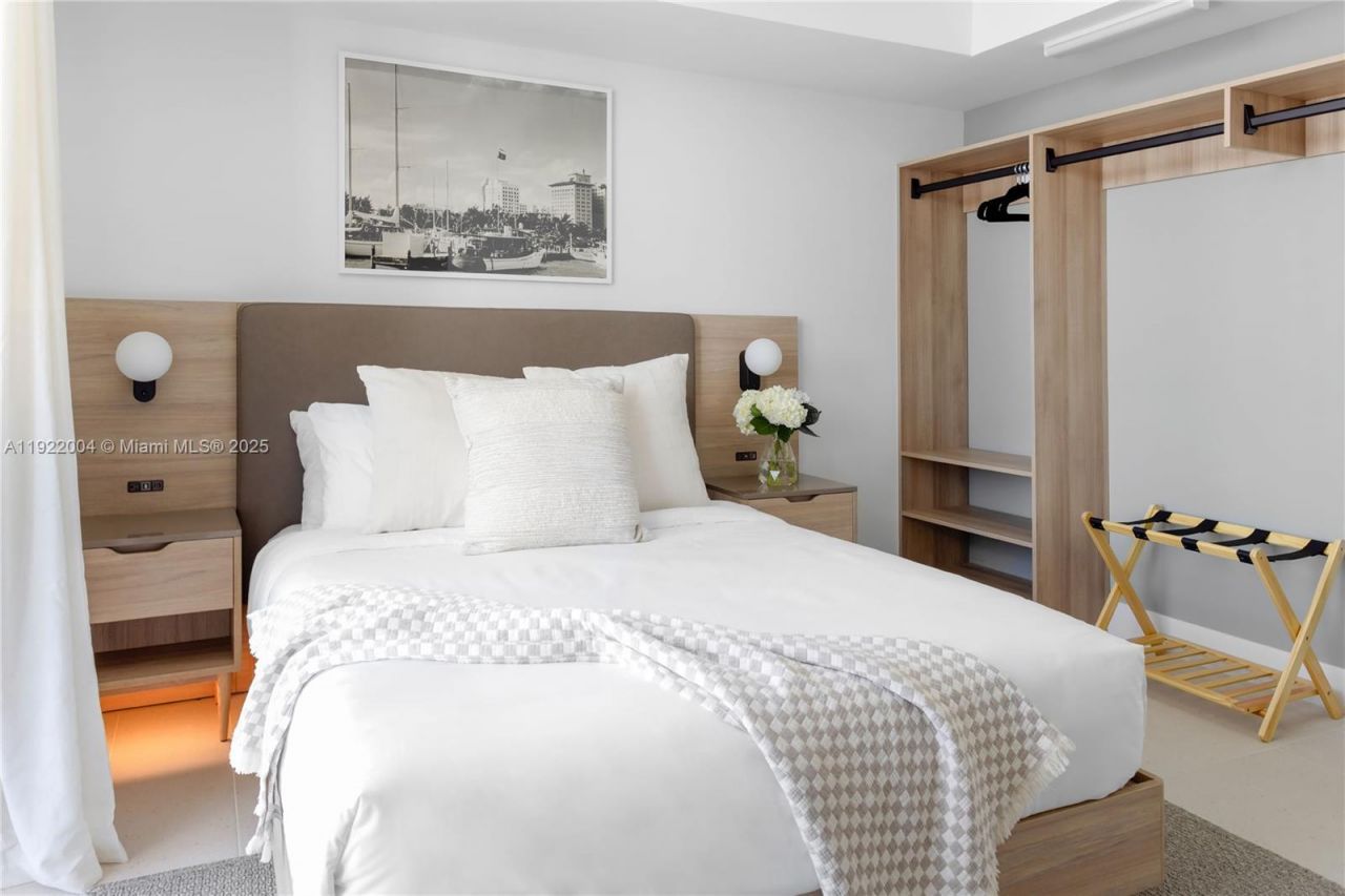 159 NE 6th St, Unit 3002, Miami, FL 33132 Photo