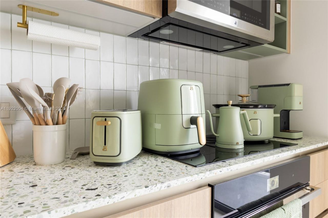 159 NE 6th St, Unit 3002, Miami, FL 33132 Photo