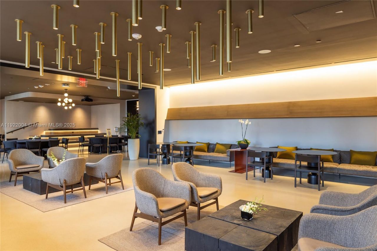 159 NE 6th St, Unit 3002, Miami, FL 33132 Photo