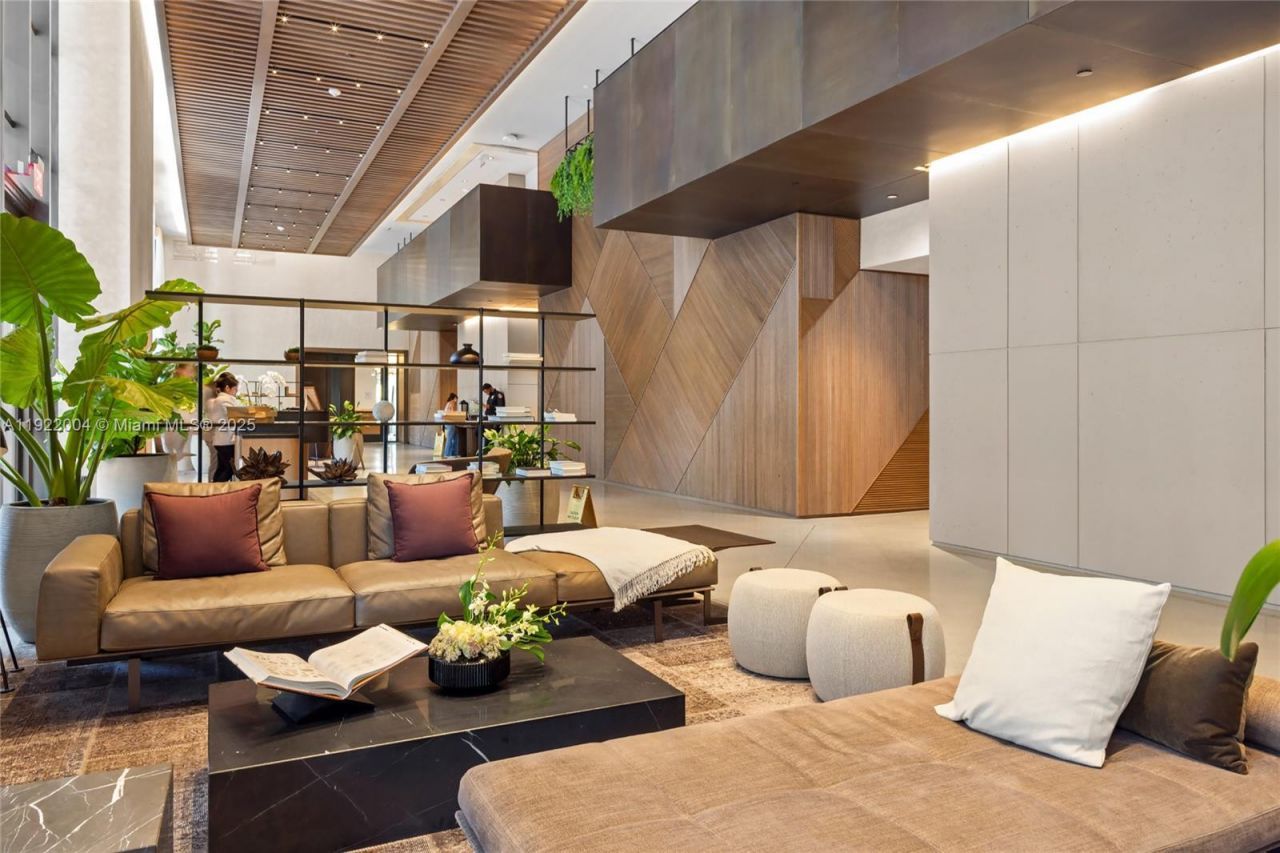 159 NE 6th St, Unit 3002, Miami, FL 33132 Photo