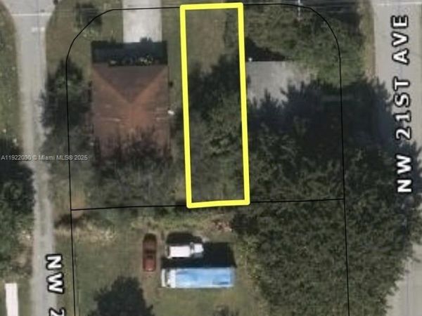 2108 NW 76th St, Miami, FL 33147