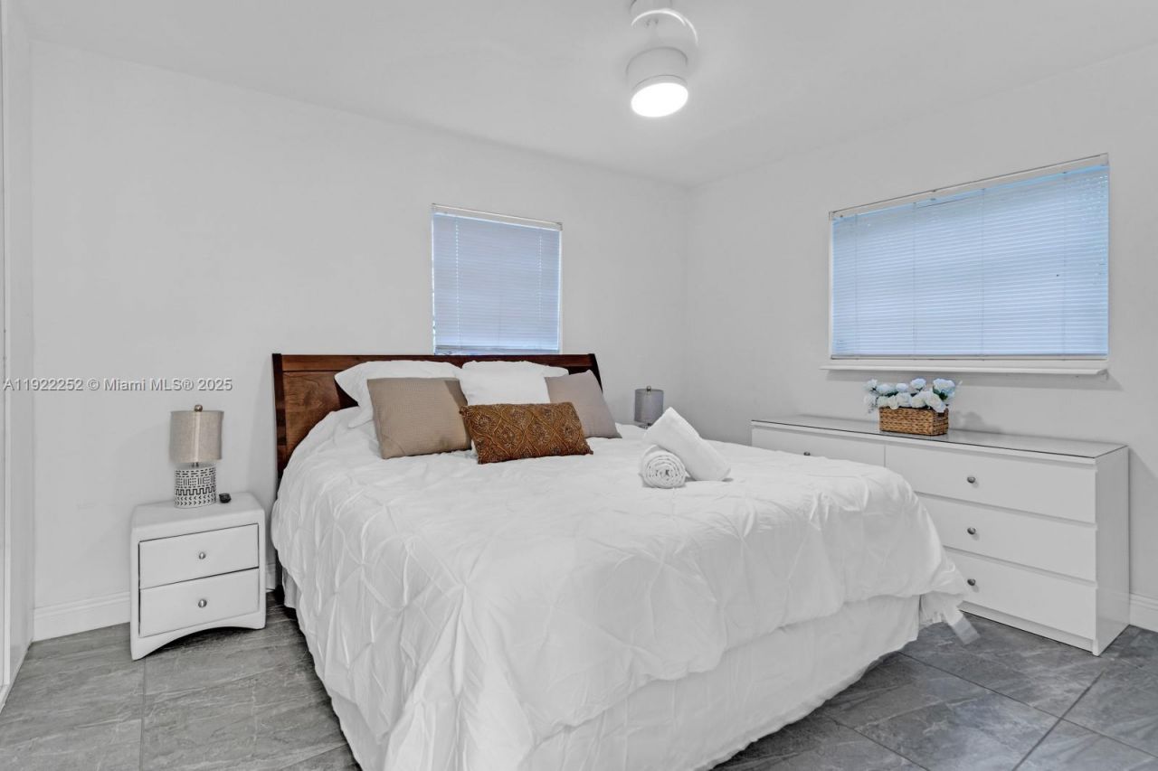 1165 SW 4th Ter, Pompano Beach, FL 33060 Photo