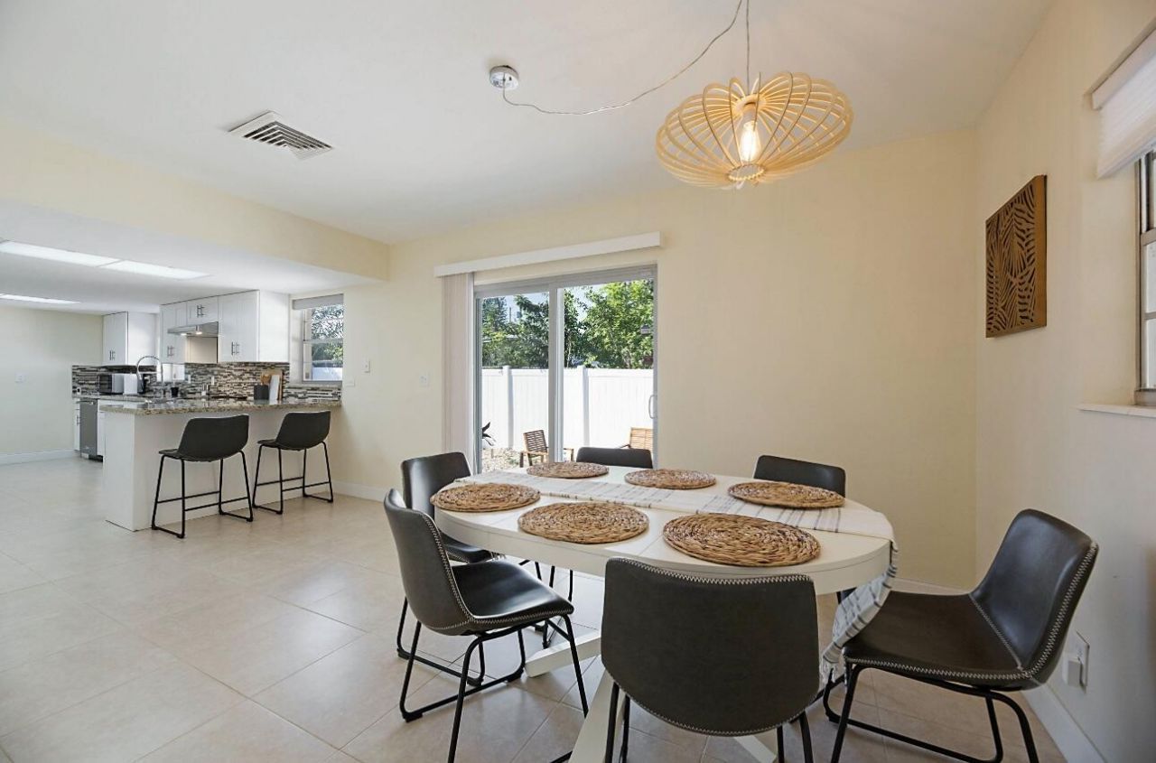 123 NW 6th Avenue, Delray Beach, FL 33444 Photo