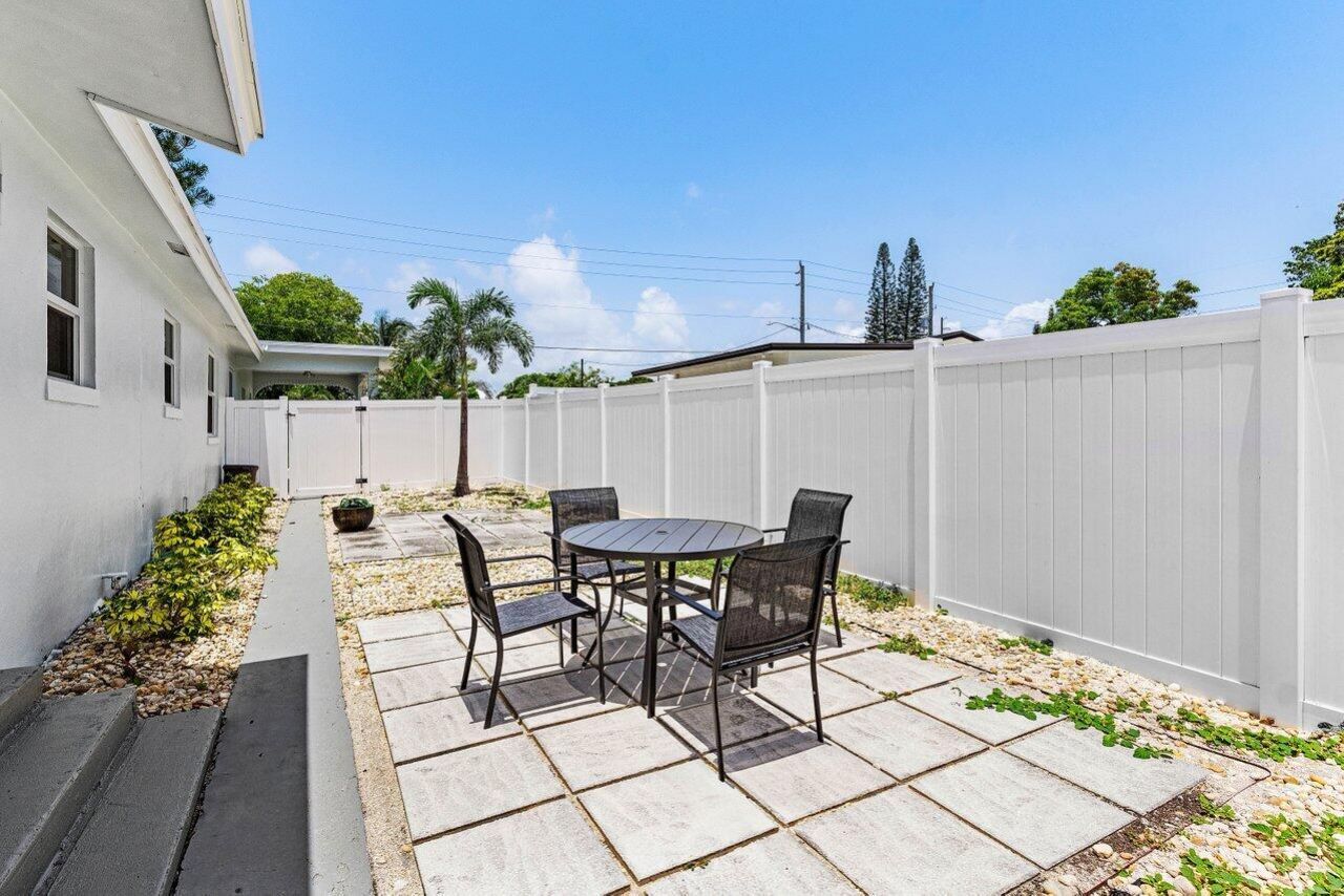 123 NW 6th Avenue, Delray Beach, FL 33444 Photo