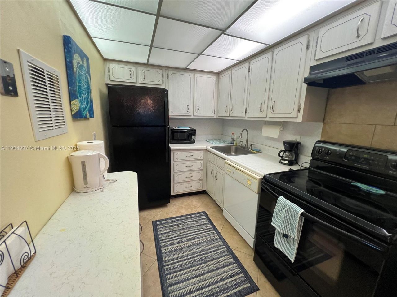 108 Bravado Ln, Unit 8, Palm Beach Shores, FL 33404 Photo