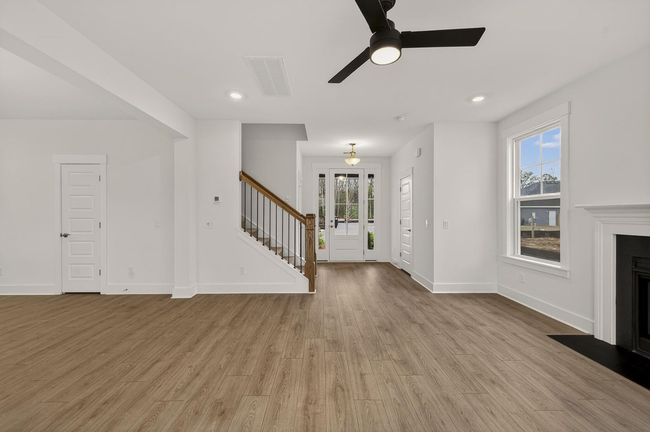 8613 Connor Court Photo 6