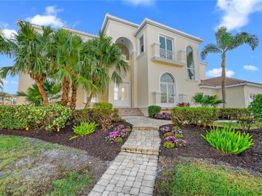 610 YARDARM LANE, LONGBOAT KEY, FL 34228