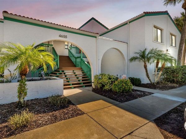 4655 CASABLANCA CIRCLE, Unit A25, SEBRING, FL 33870