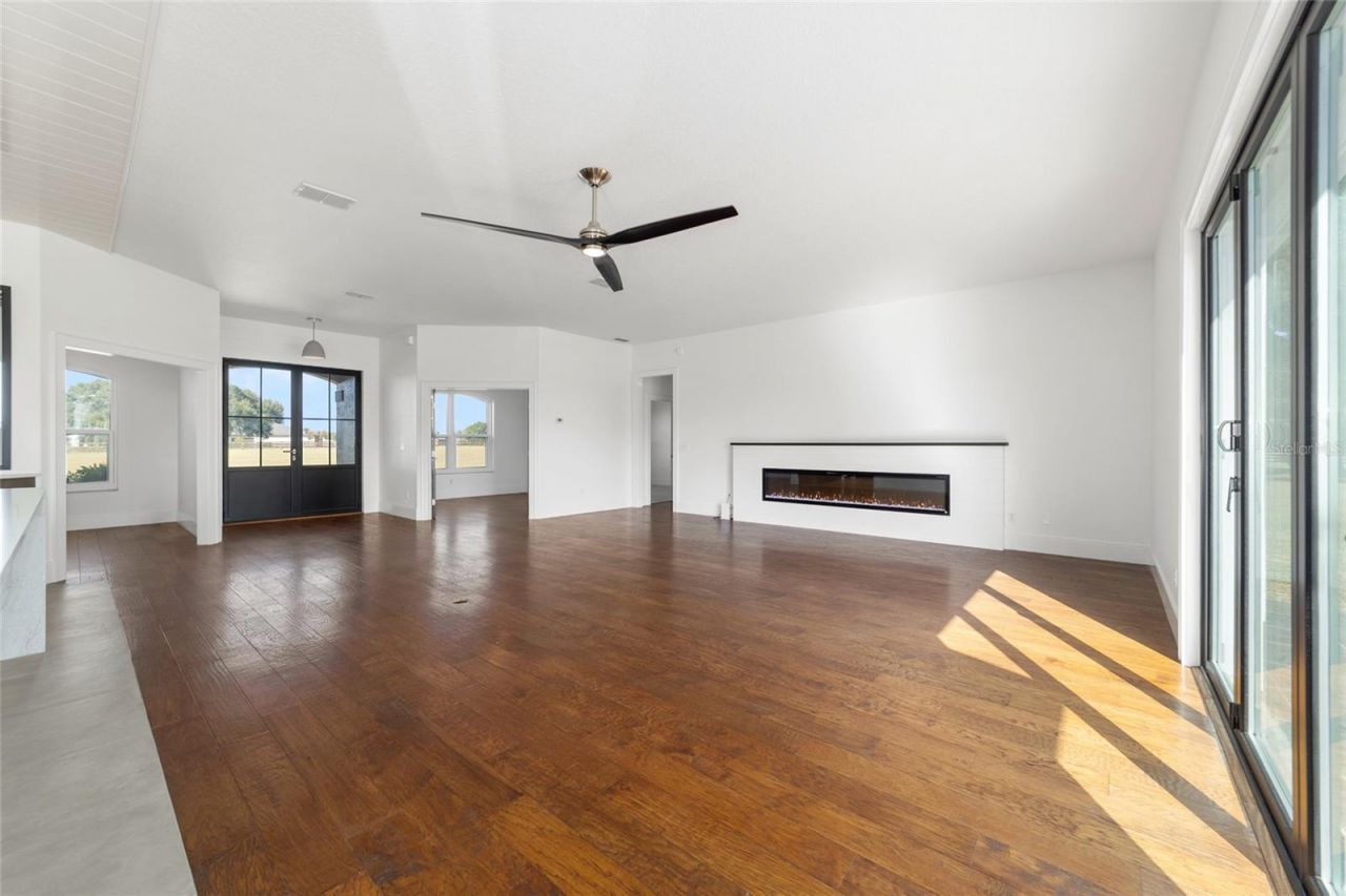 11407 N Magnolia Avenue, Ocala, FL 34475 Photo