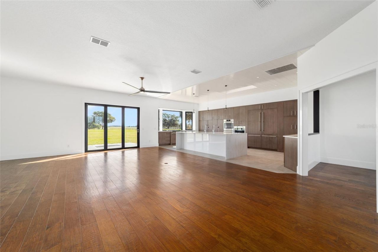 11407 N Magnolia Avenue, Ocala, FL 34475 Photo