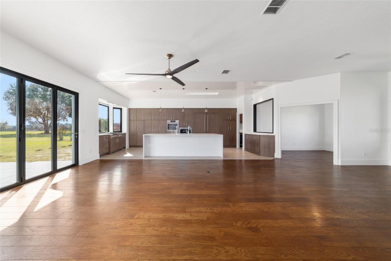 11407 N Magnolia Avenue, Ocala, FL 34475 Photo