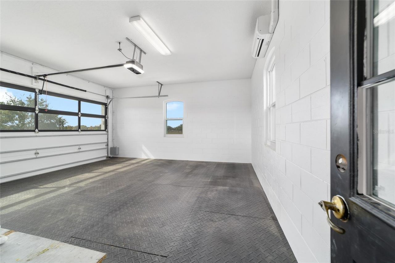 11407 N Magnolia Avenue, Ocala, FL 34475 Photo