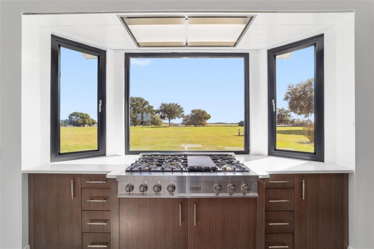 11407 N Magnolia Avenue, Ocala, FL 34475 Photo