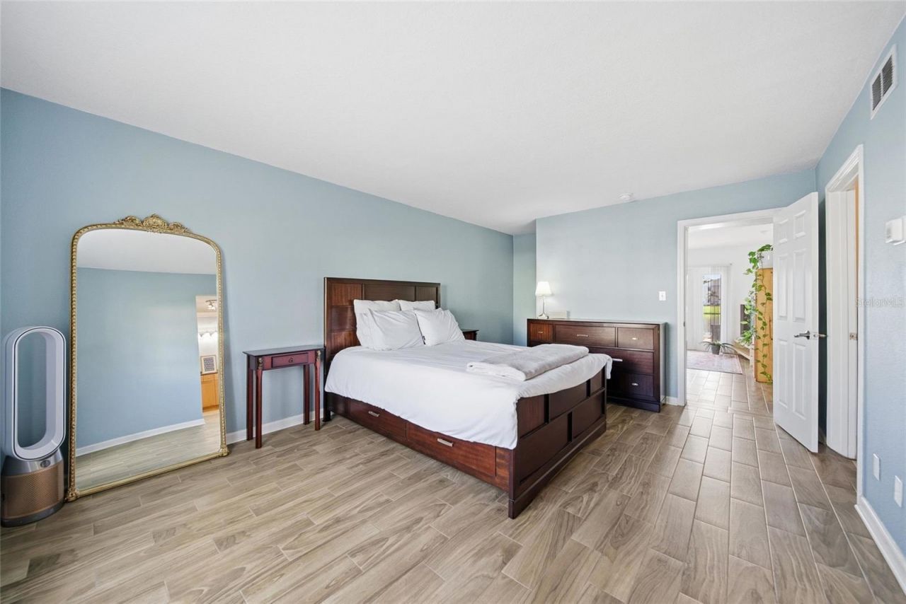 220 Pompano Drive Se, Unit D, Saint Petersburg, FL 33705 Photo