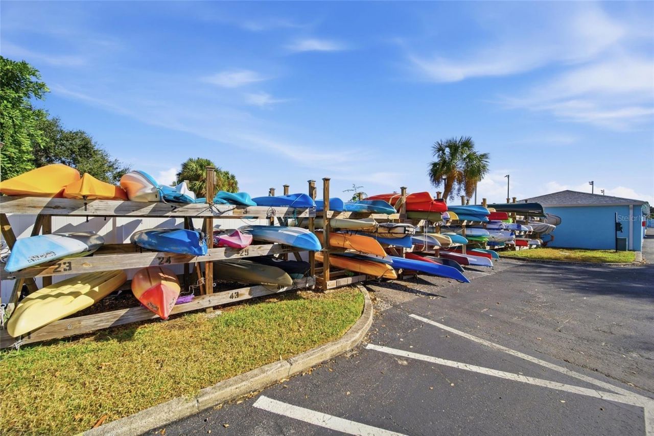 220 Pompano Drive Se, Unit D, Saint Petersburg, FL 33705 Photo