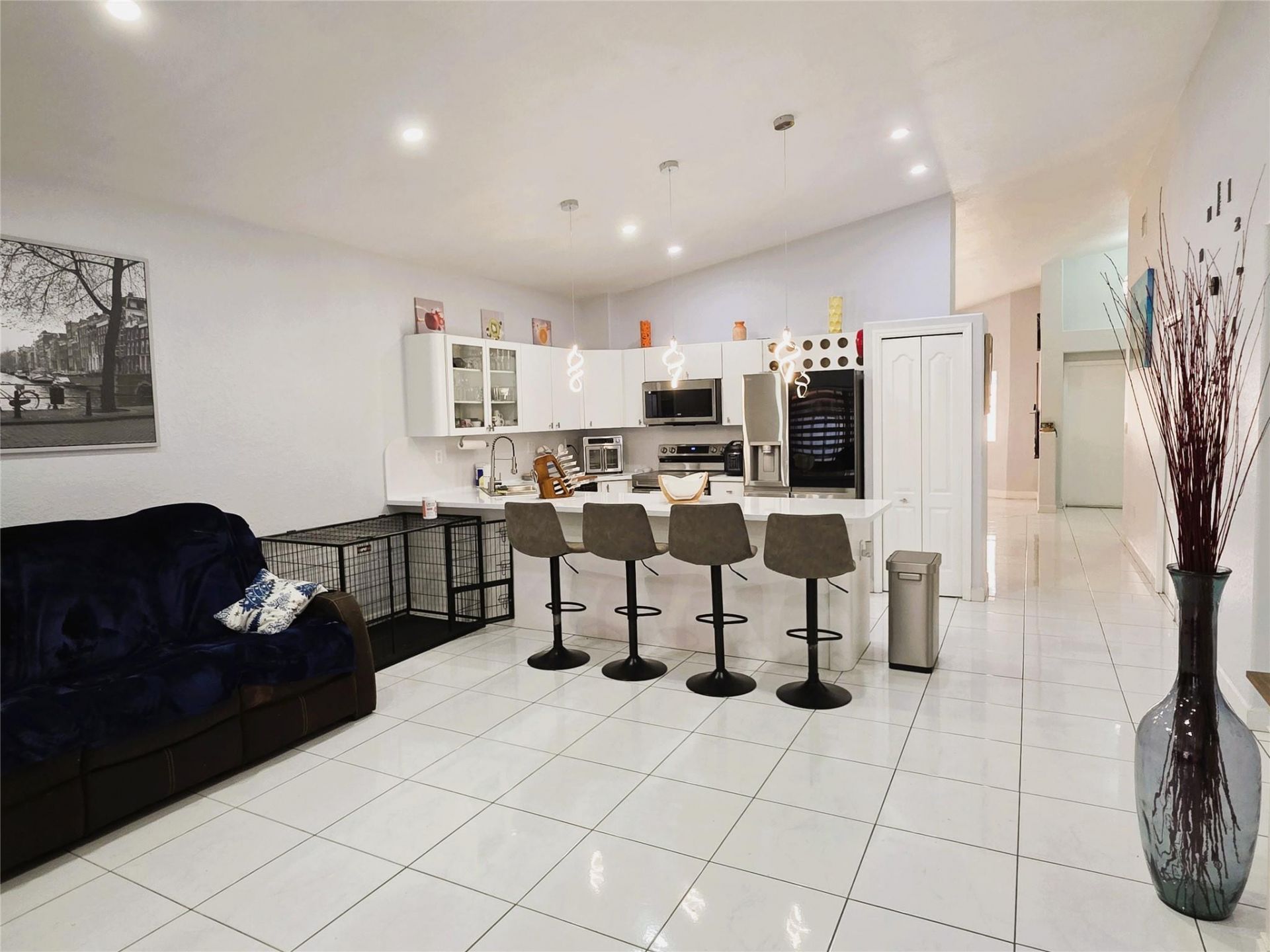 8771 NW 141st Terrace, Miami Lakes, FL 33018 Photo