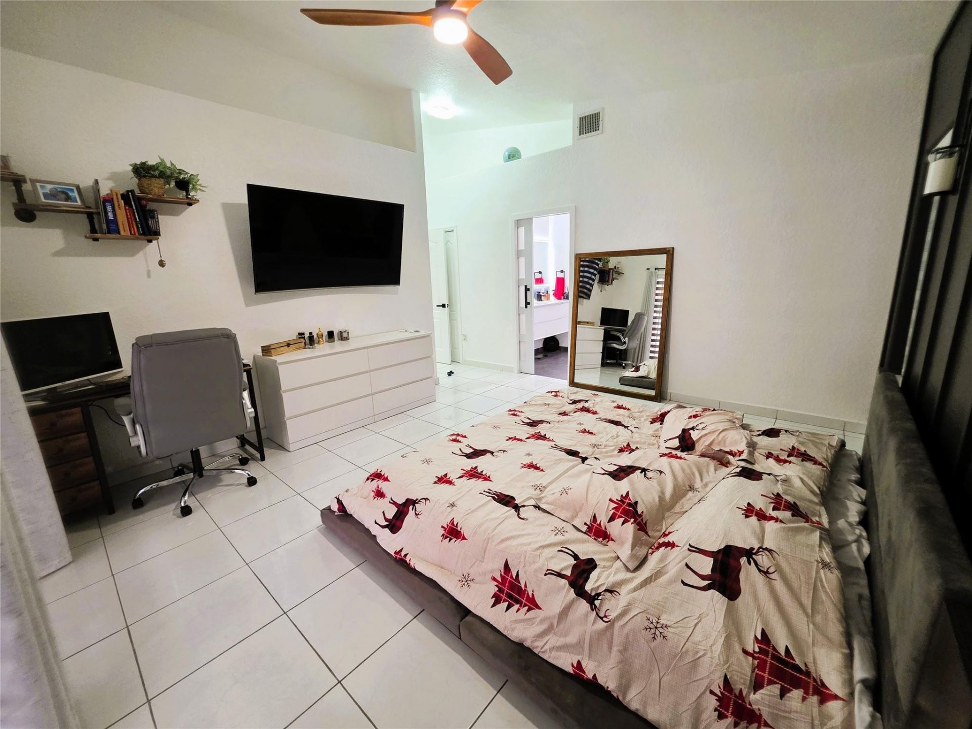 8771 NW 141st Terrace, Miami Lakes, FL 33018 Photo