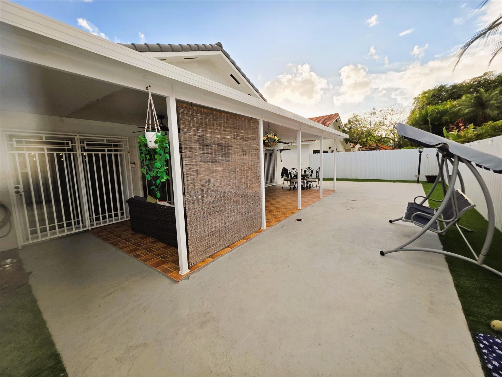 8771 NW 141st Terrace, Miami Lakes, FL 33018 Photo