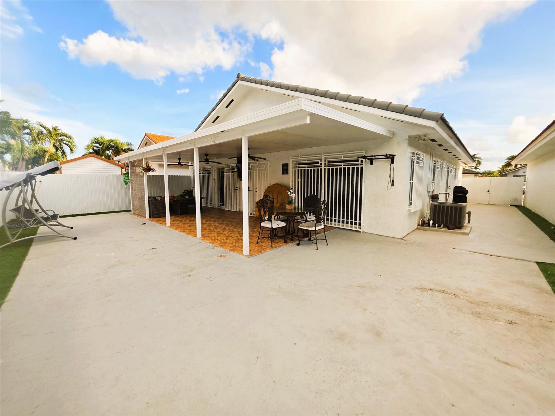 8771 NW 141st Terrace, Miami Lakes, FL 33018 Photo