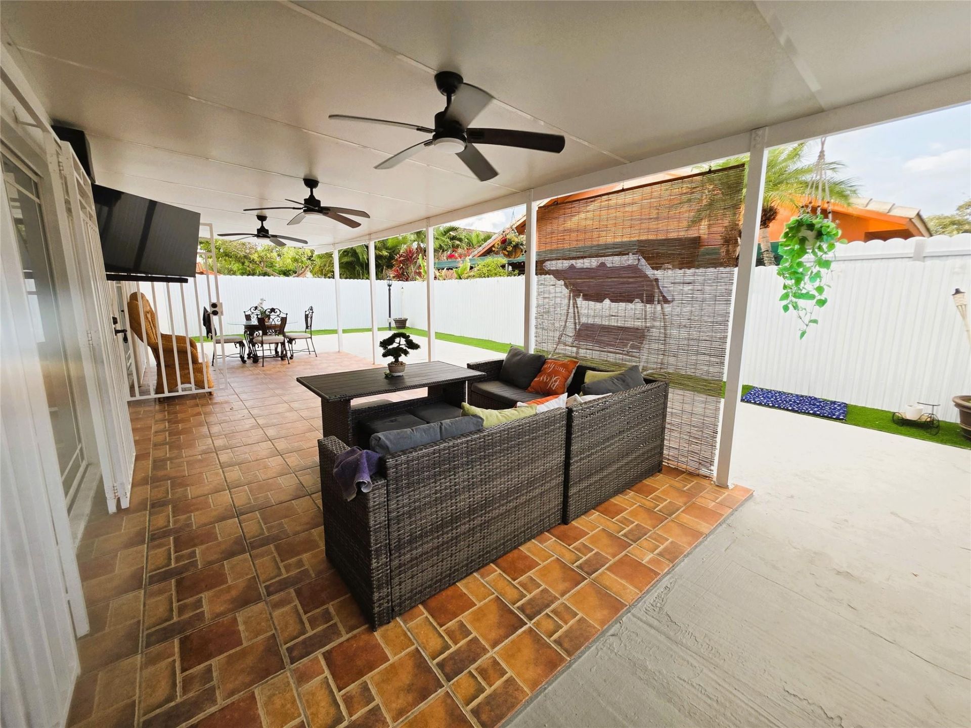 8771 NW 141st Terrace, Miami Lakes, FL 33018 Photo