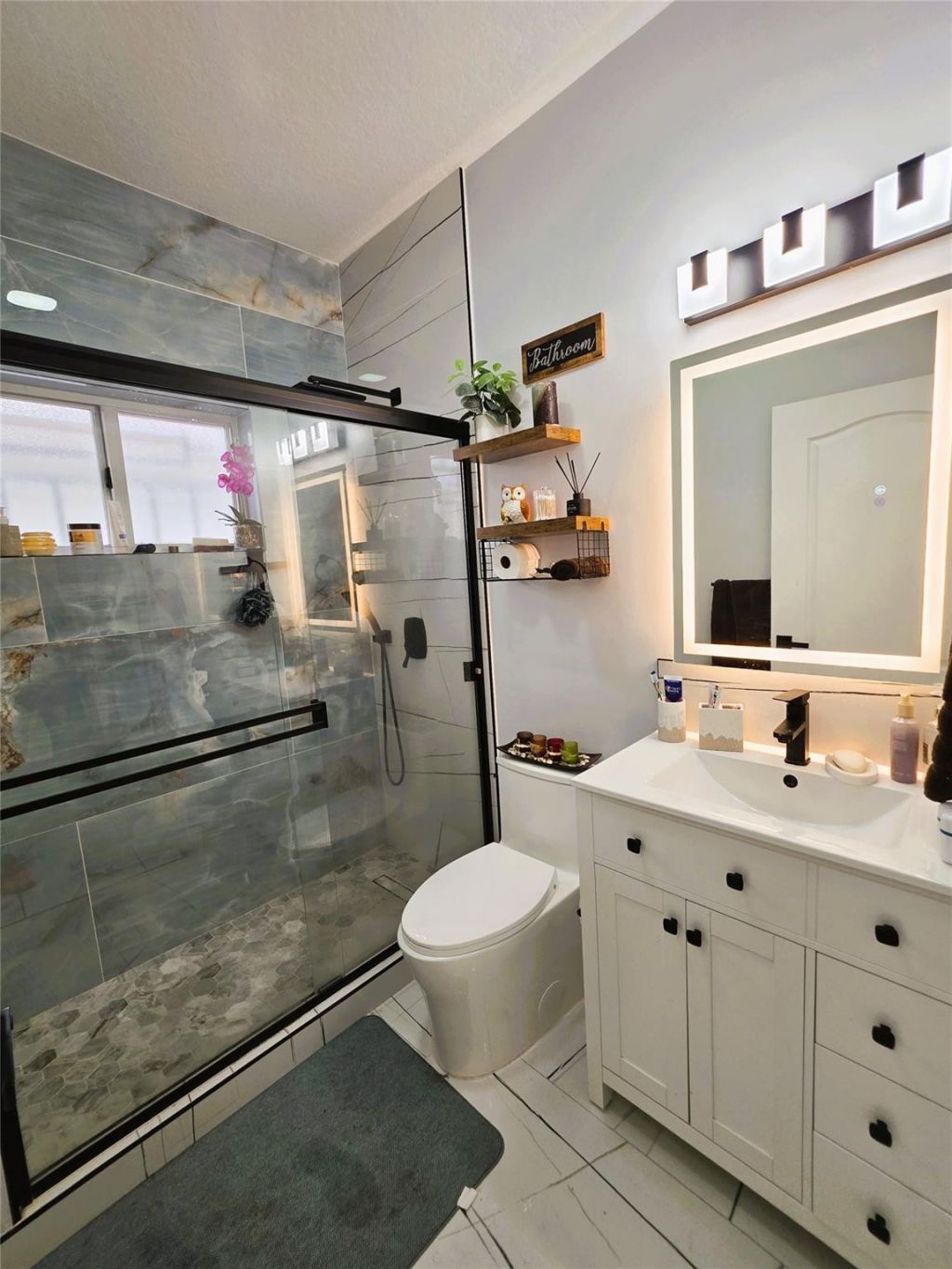 8771 NW 141st Terrace, Miami Lakes, FL 33018 Photo