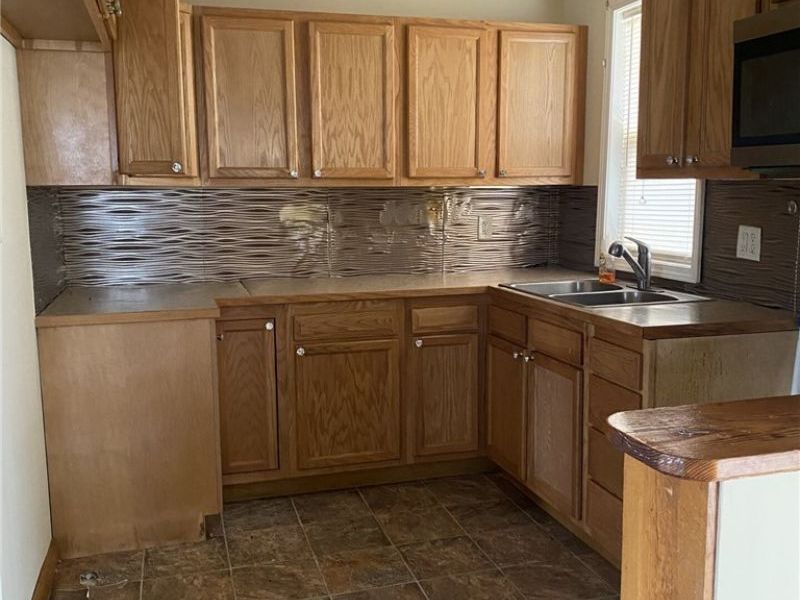 3211 Kneirim Drive, Lorain, OH 44053 Photo 10