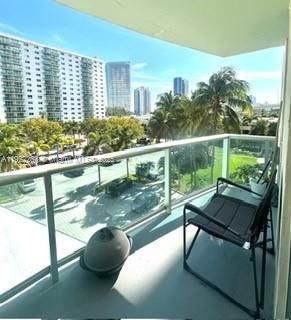 19390 Collins Ave, Unit 414, Sunny Isles Beach, FL 33160 Photo