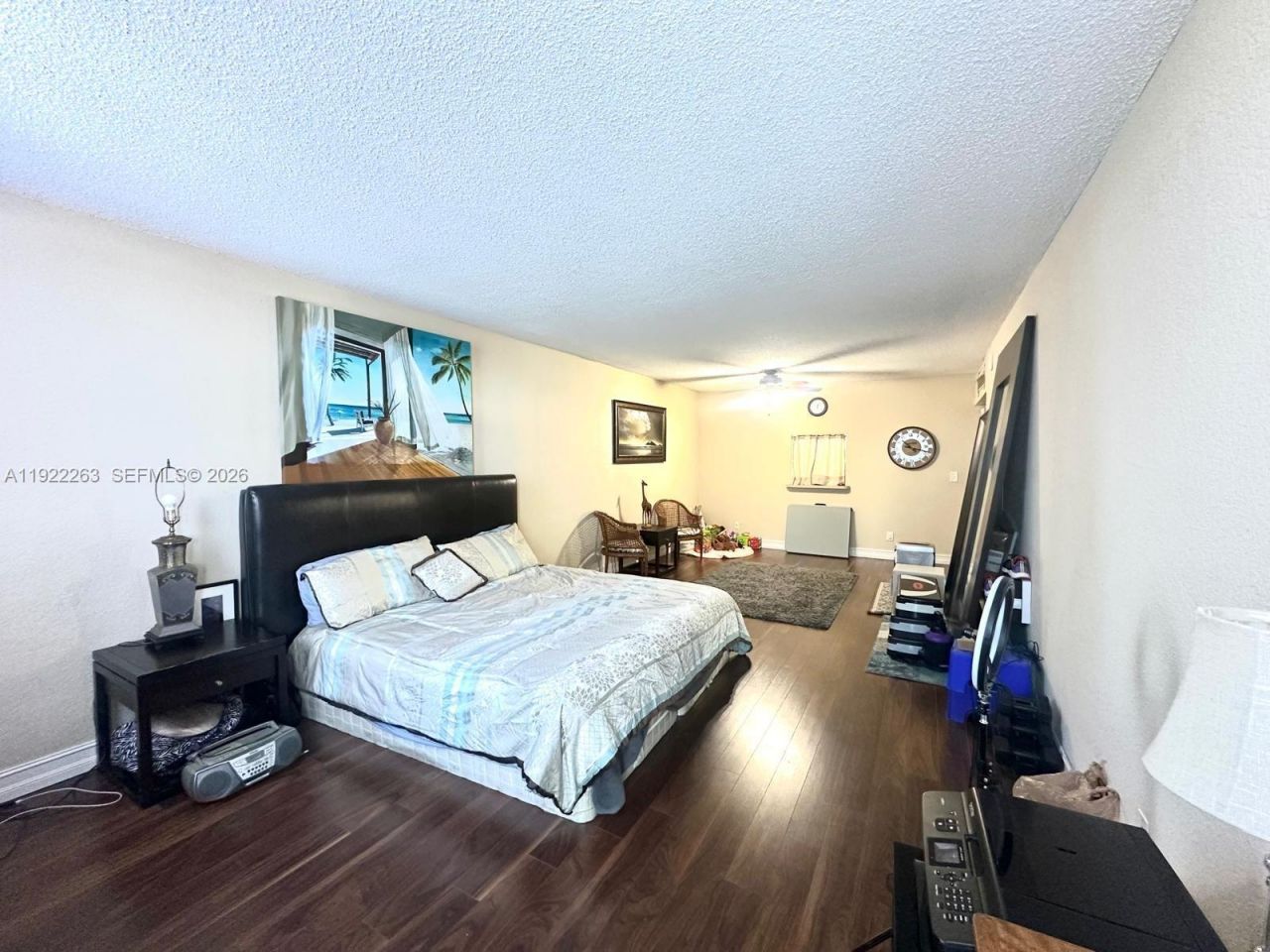19390 Collins Ave, Unit 414, Sunny Isles Beach, FL 33160 Photo